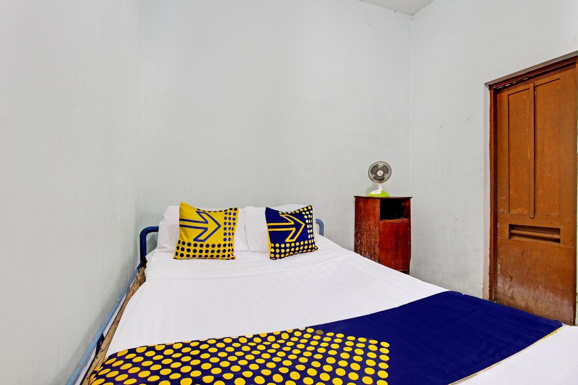 Spot On 92336 Hotel Sukowati Surakarta  Exterior photo