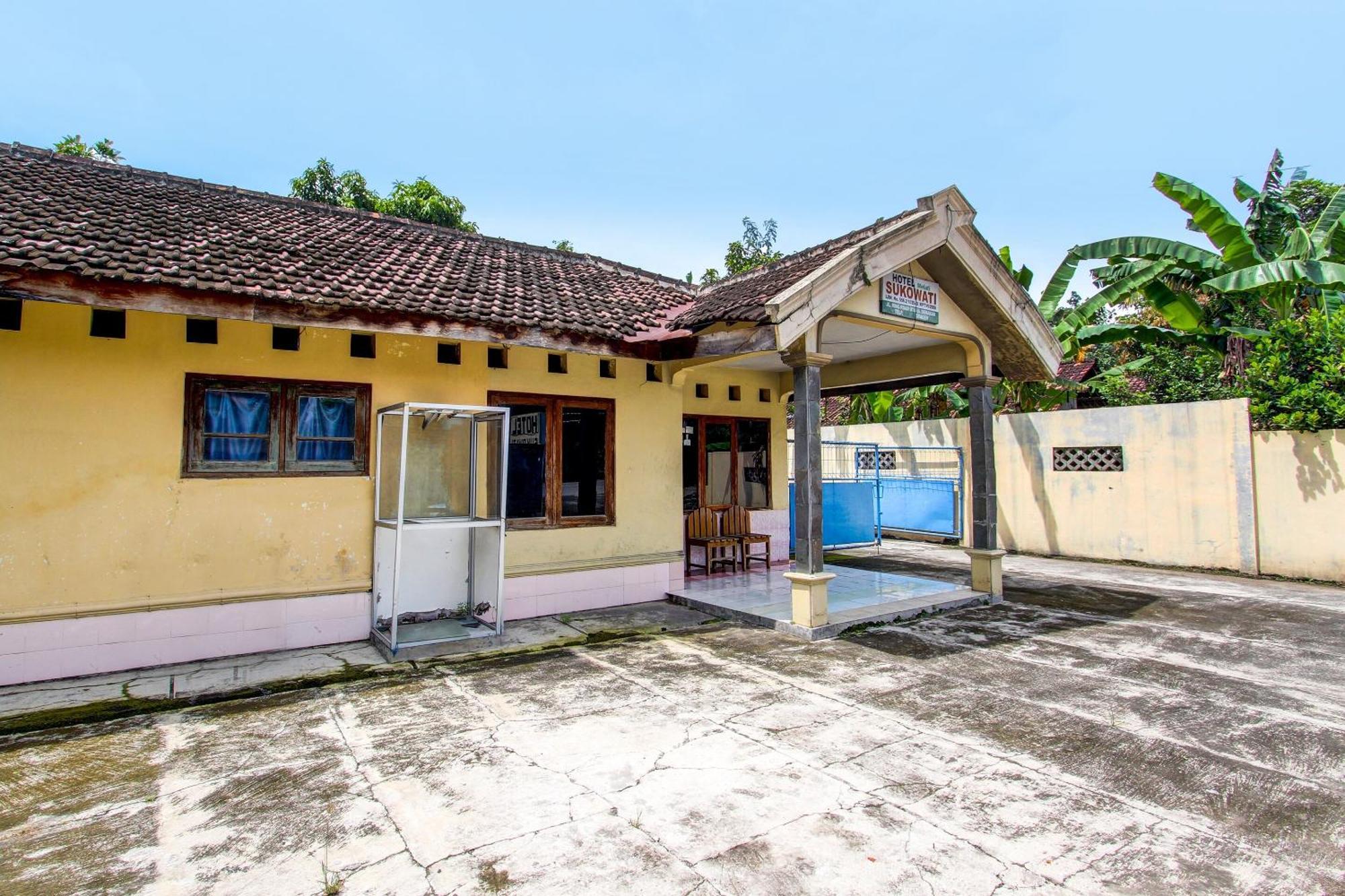 Spot On 92336 Hotel Sukowati Surakarta  Exterior photo
